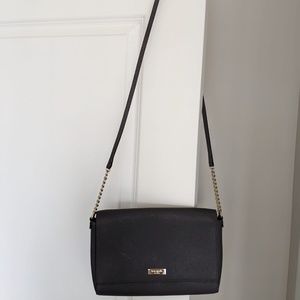 EUC KATE SPADE Black Saffiano Leather Convertible Crossbody with gold chain